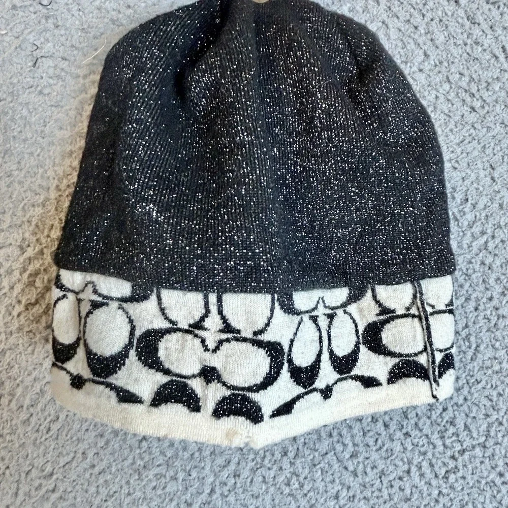 Authentic Coach Black Monogram 100% Merino Wool Beanie Sparkly Skull Cap Rare